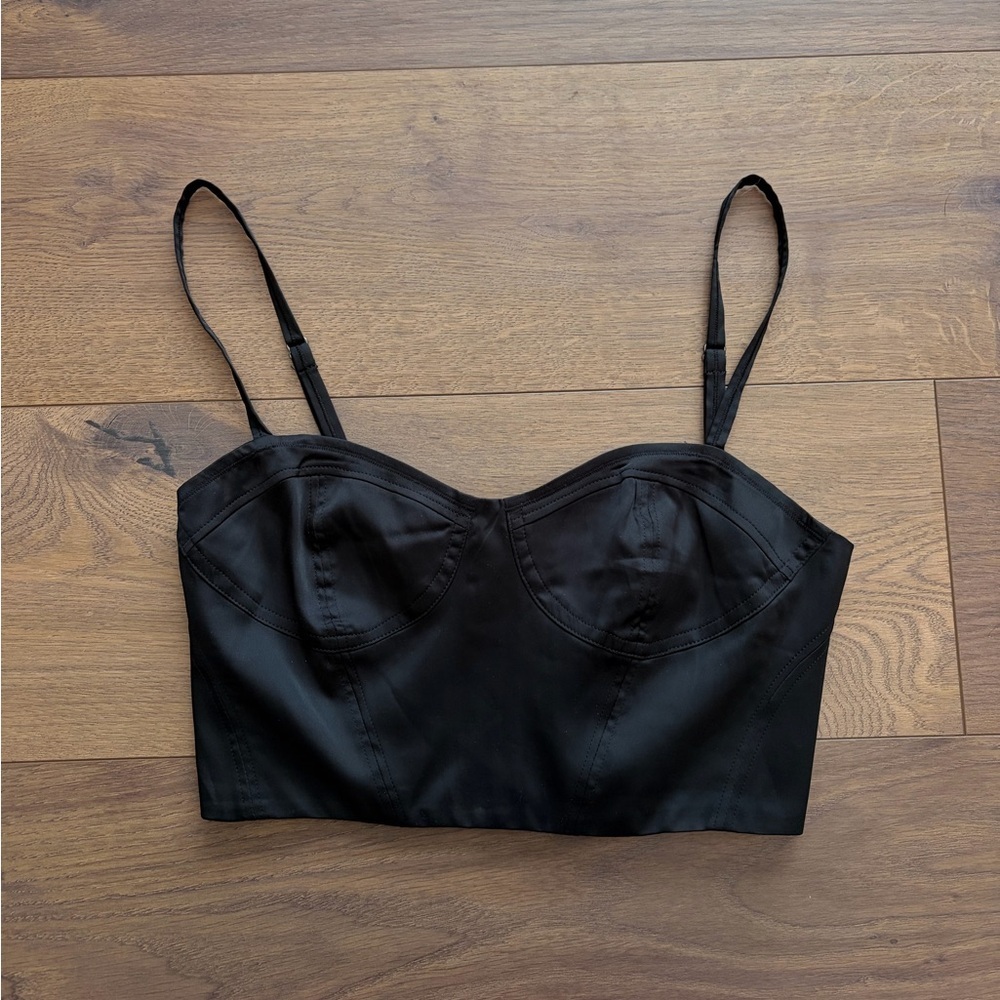 Aritzia Crop Tank
